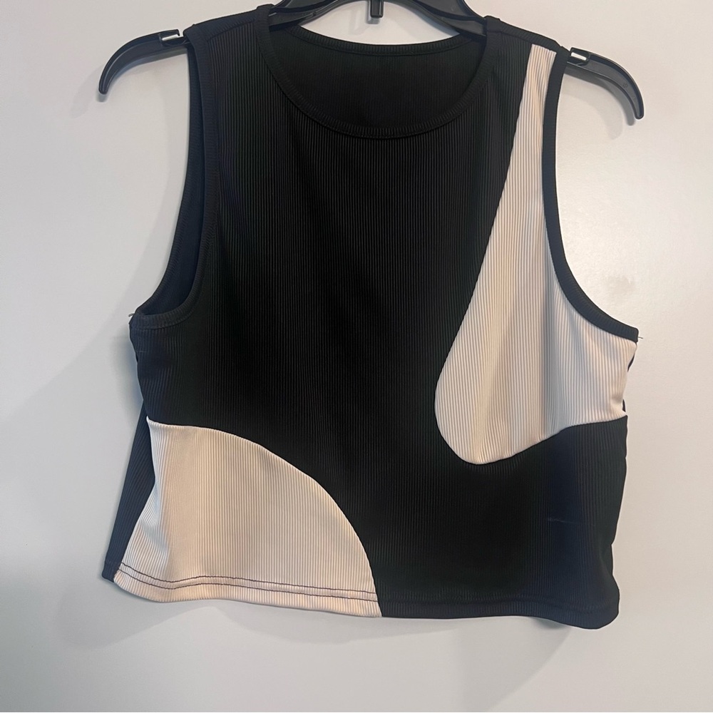 SHEIN Black and Cream Crop Top